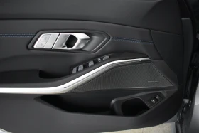 BMW 330 xDrive Touring, снимка 8