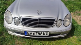 Mercedes-Benz E 270, снимка 16 - Автомобили и джипове - 45793631