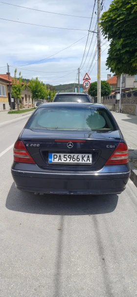 Обява за продажба на Mercedes-Benz C 200 2.2 CDI  ~6 500 лв. - изображение 2