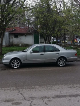 Mercedes-Benz E 220 | Mobile.bg    6