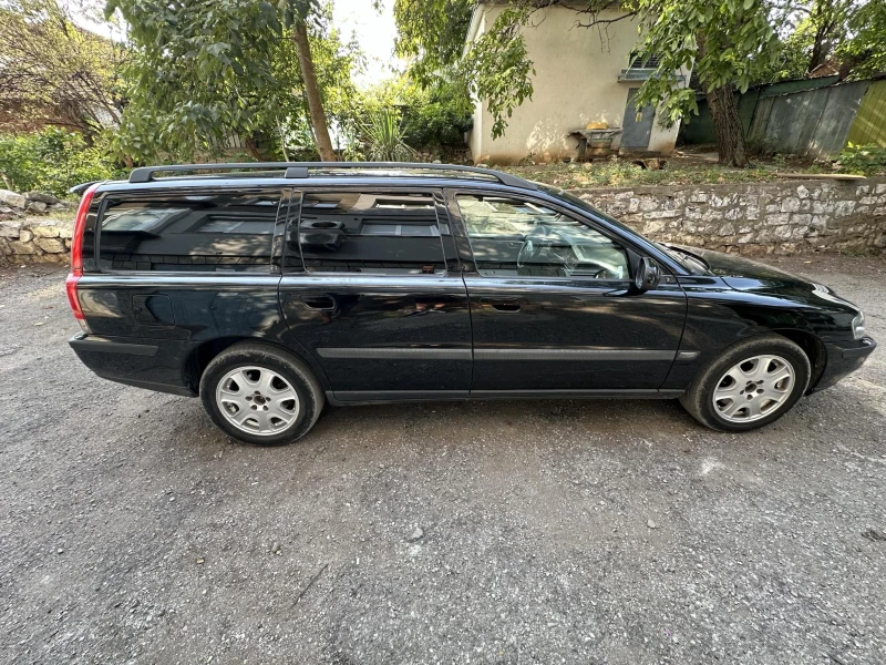 Volvo V70 V70 AWD, снимка 5 - Автомобили и джипове - 47143295