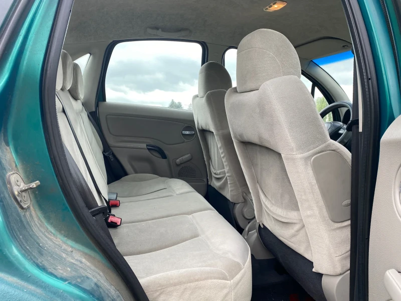 Citroen C3 1.4i, снимка 8 - Автомобили и джипове - 50312178