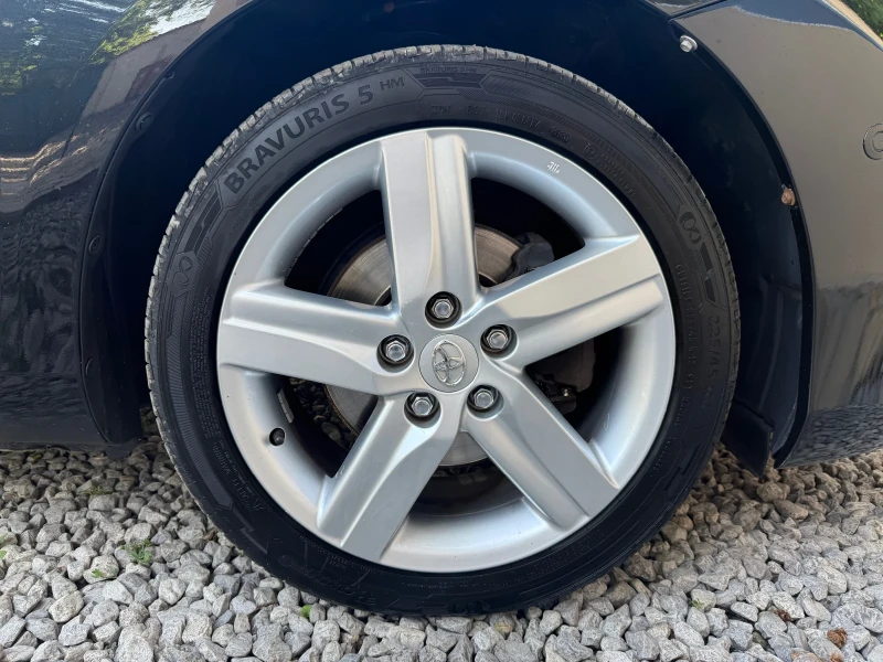 Toyota Auris 2.0D-4D Sol ОТЛИЧЧНО СЪСТОЯНИЕ! - EURO5b, снимка 14 - Автомобили и джипове - 50792605