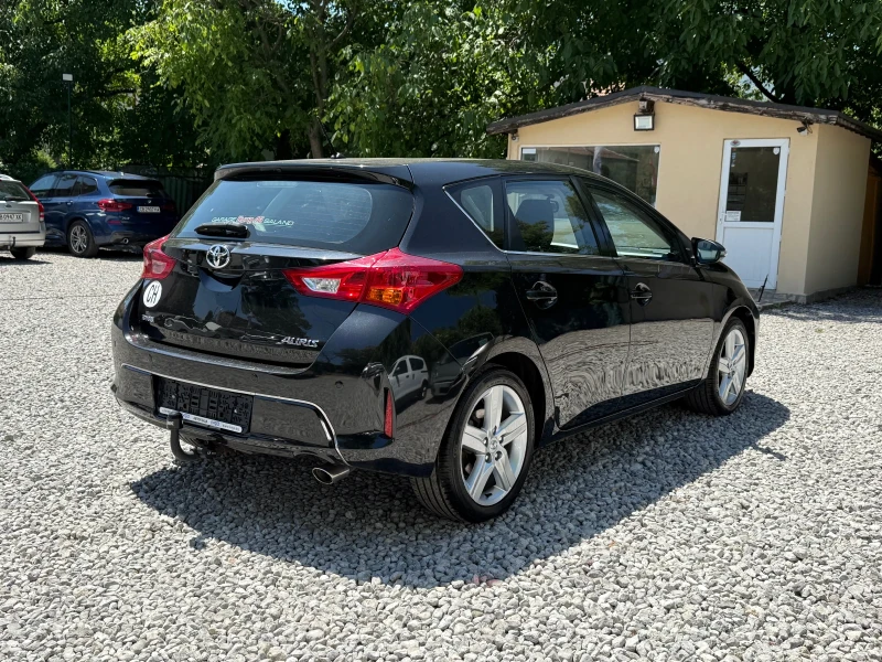 Toyota Auris 2.0D-4D Sol ОТЛИЧЧНО СЪСТОЯНИЕ! - EURO5b, снимка 4 - Автомобили и джипове - 50792605