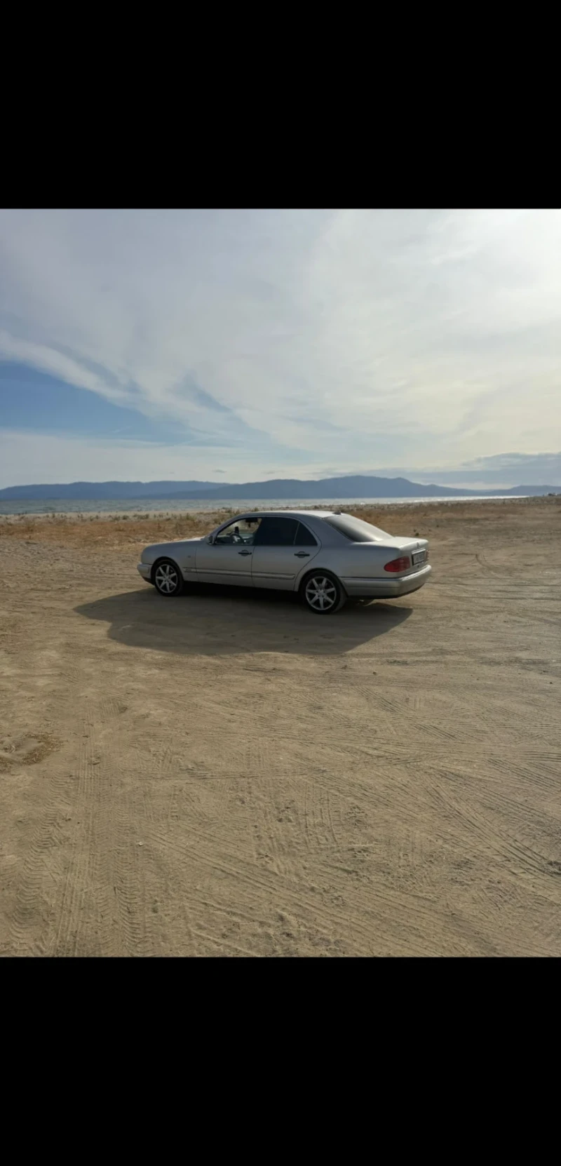 Mercedes-Benz E 220, снимка 13 - Автомобили и джипове - 51493559