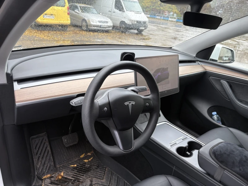 Tesla Model Y Long Range AWD, снимка 6 - Автомобили и джипове - 52461946
