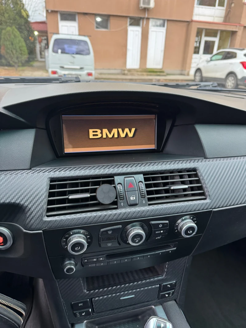 BMW 530 E60 Facelift, снимка 15 - Автомобили и джипове - 52583082