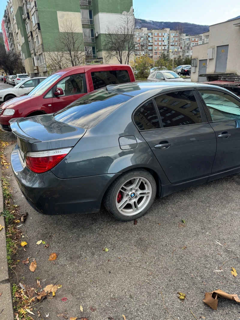 BMW 530 E60 Facelift, снимка 16 - Автомобили и джипове - 52583082