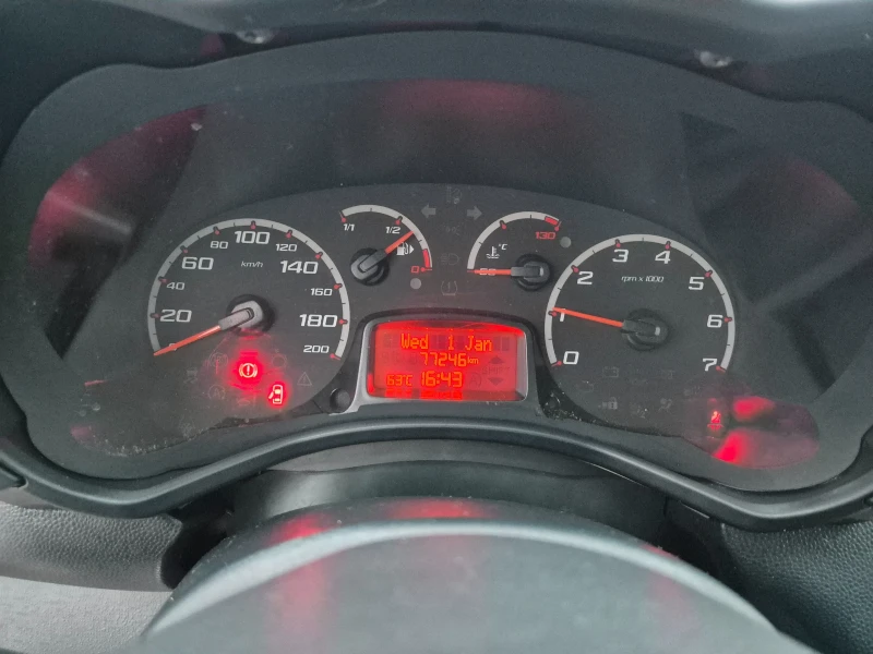 Ford Ka 1.2 benzin EURO 6, снимка 17 - Автомобили и джипове - 53113881