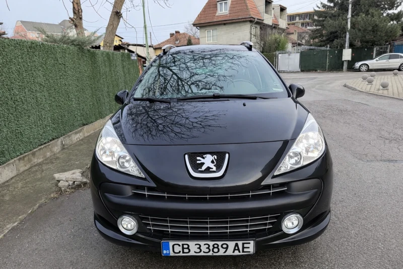 Peugeot 207 Газ-Бензин панорама продава се от собственик