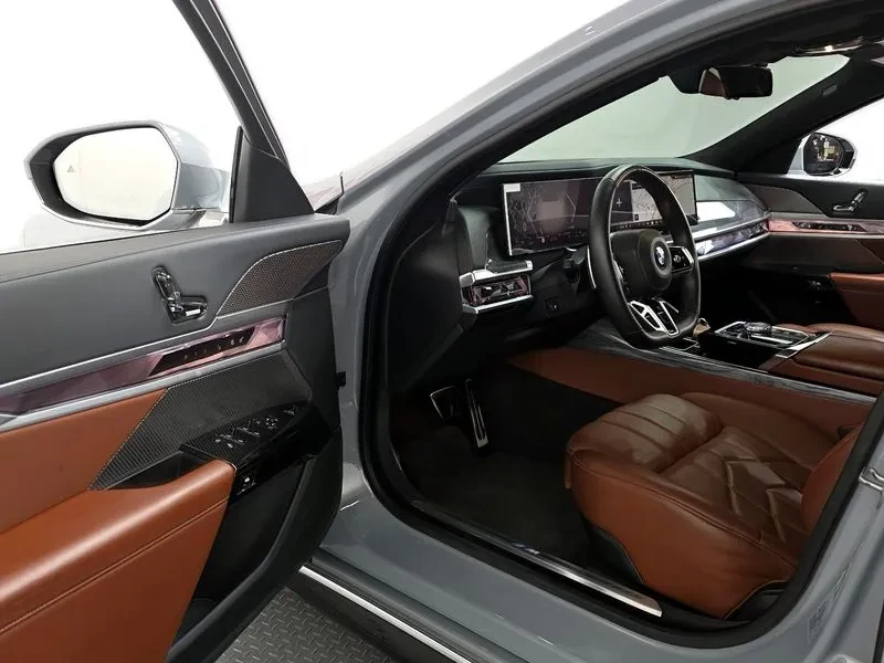 BMW 730, снимка 10 - Автомобили и джипове - 54820249