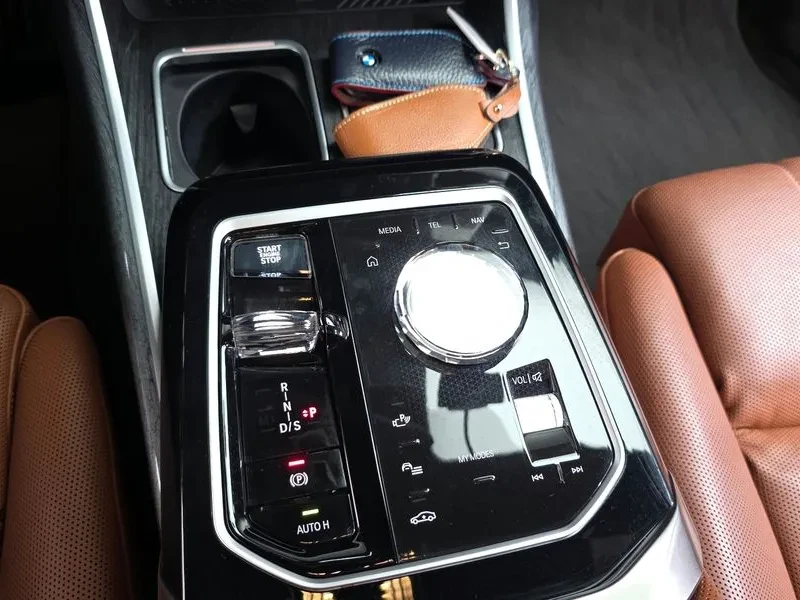 BMW 730, снимка 9 - Автомобили и джипове - 54820249