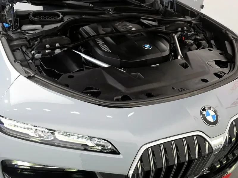 BMW 730, снимка 6 - Автомобили и джипове - 54820249