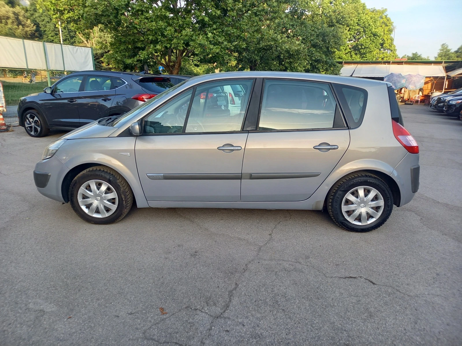 Renault Scenic 1.6 BARTER 105 - изображение 8