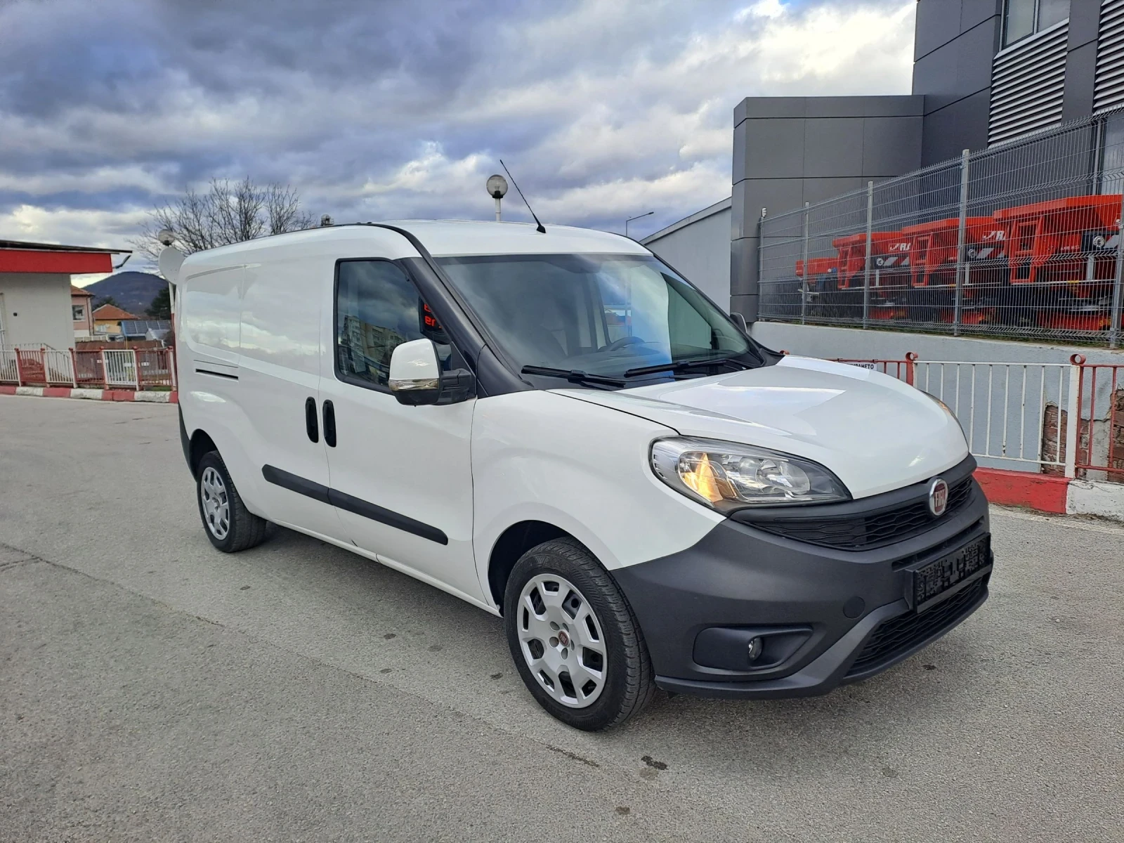 Fiat Doblo 1.4i cng. Cargo maxi | Mobile.bg   1