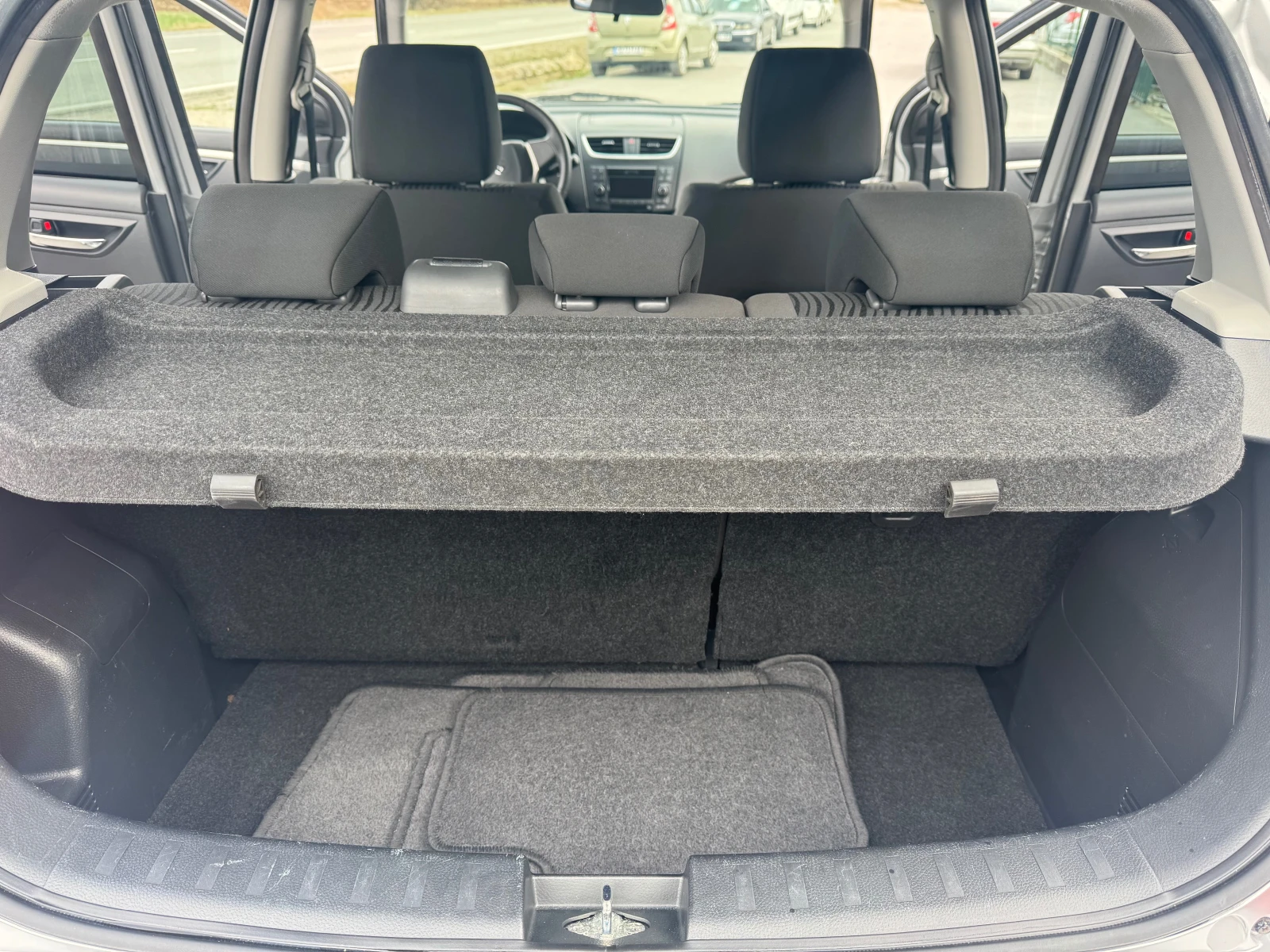 Suzuki Swift 1.3DDiS | Mobile.bg � ����������� 14