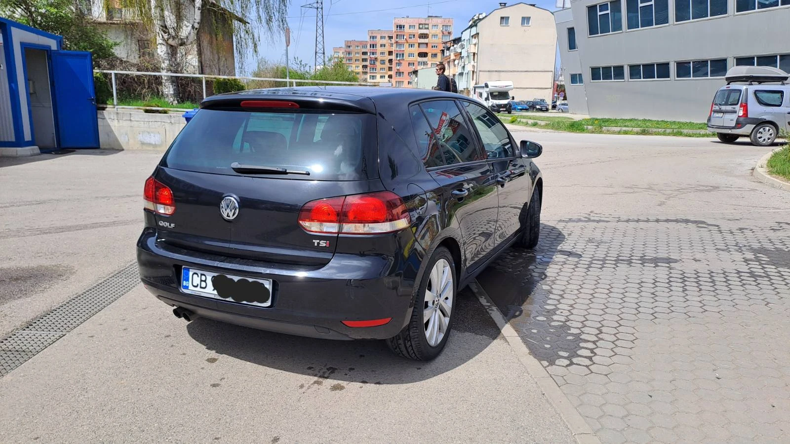 VW Golf HIGHLINE Кожен салон - изображение 2