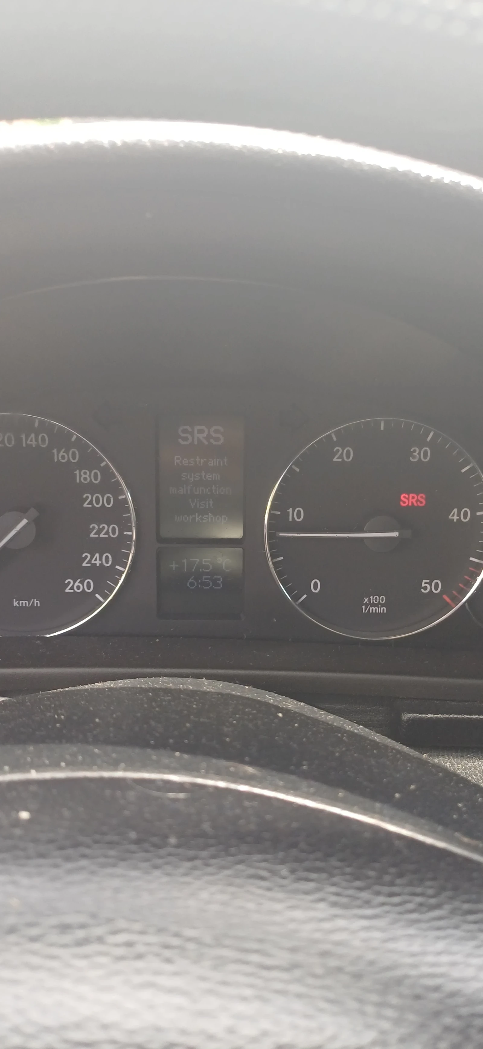 Mercedes-Benz C 200 2.2 CDI  - изображение 7