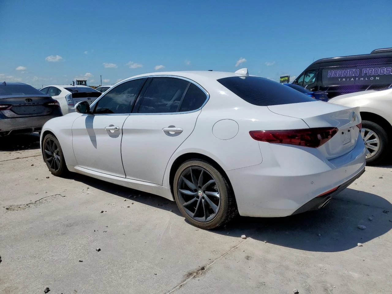 Alfa Romeo Giulia ФИКСИРАНА ЦЕНА ДО БЪЛГАРИЯ/КЛИП НА ДВИГАТЕЛЯ - изображение 6