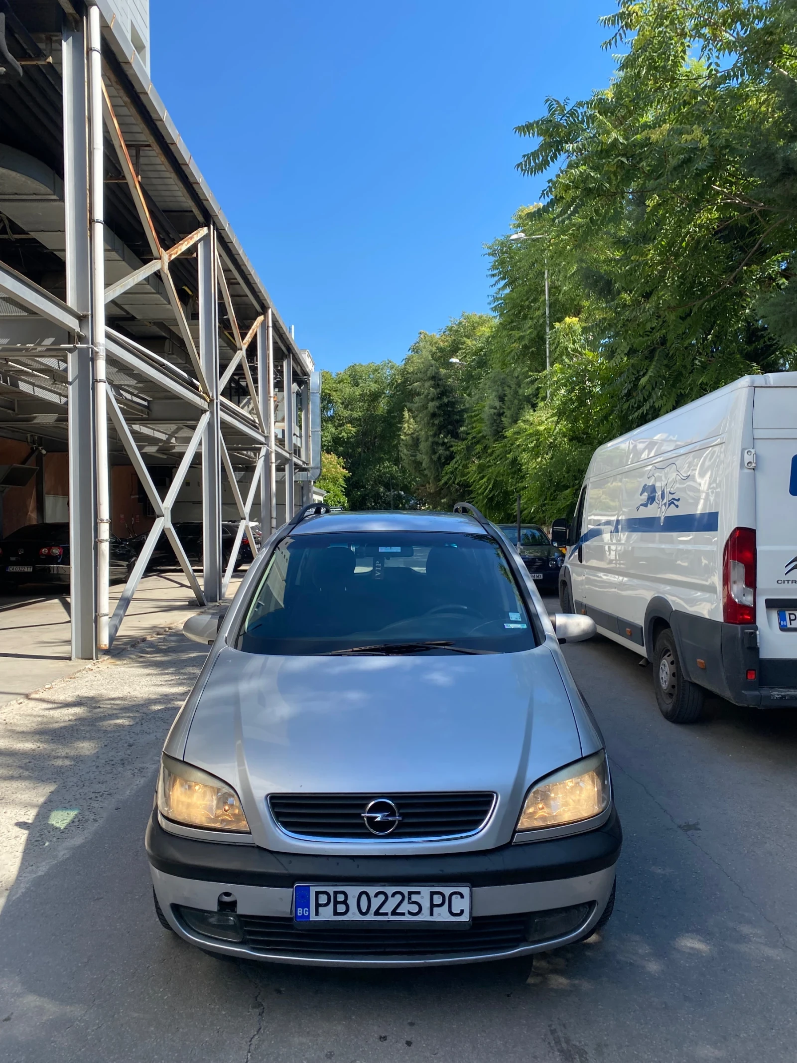 Opel Zafira 2.0 - изображение 2
