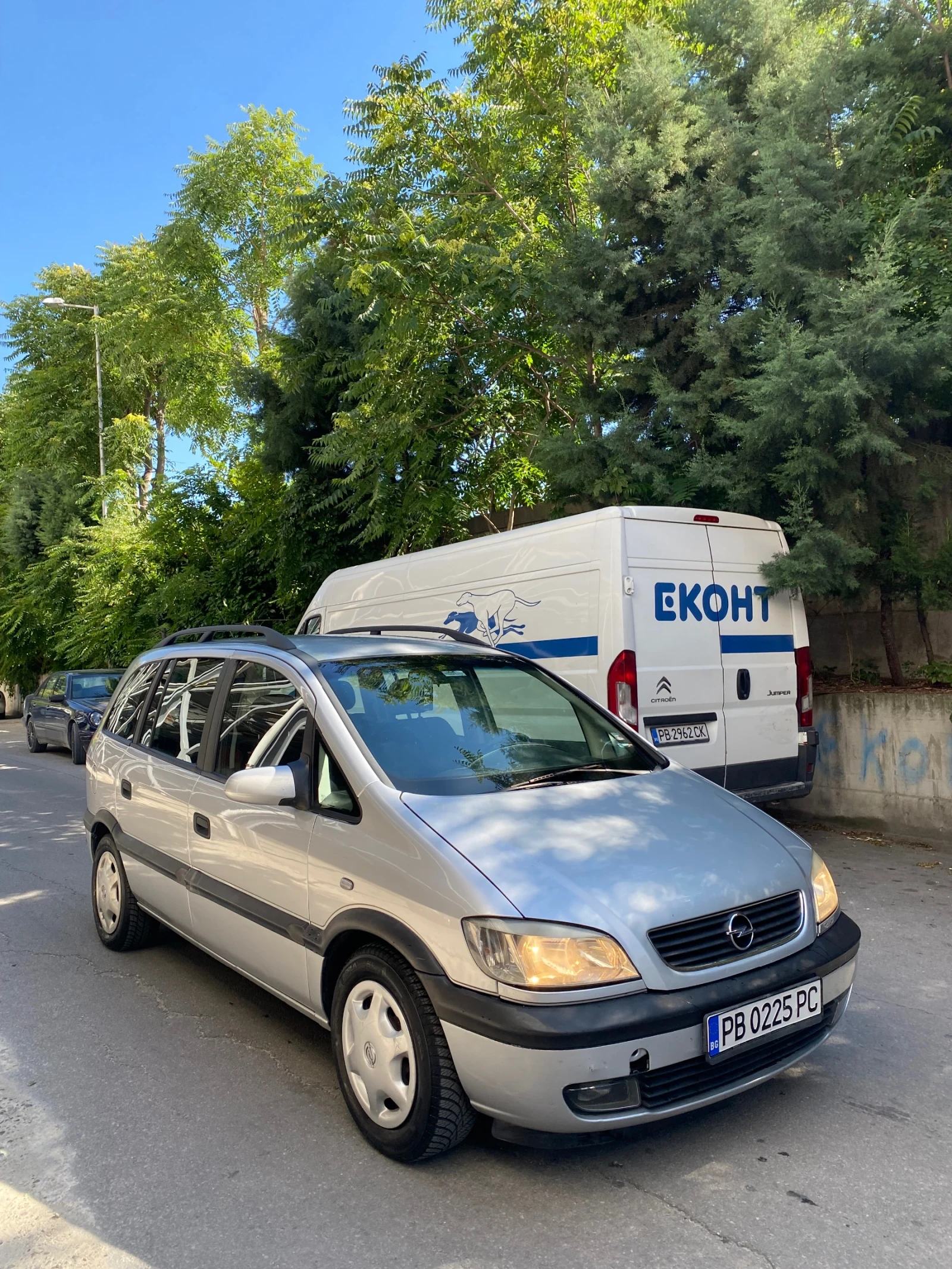 Opel Zafira 2.0 - изображение 4