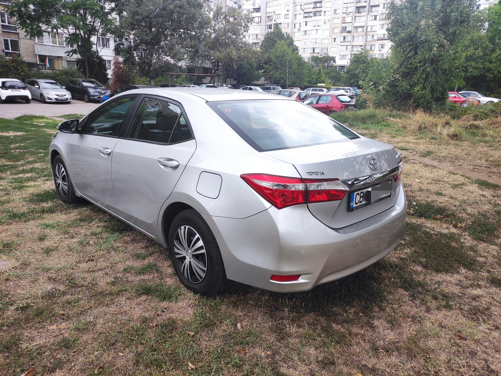 Toyota Corolla Бензин Газ /112 Хил км / от България  - изображение 3