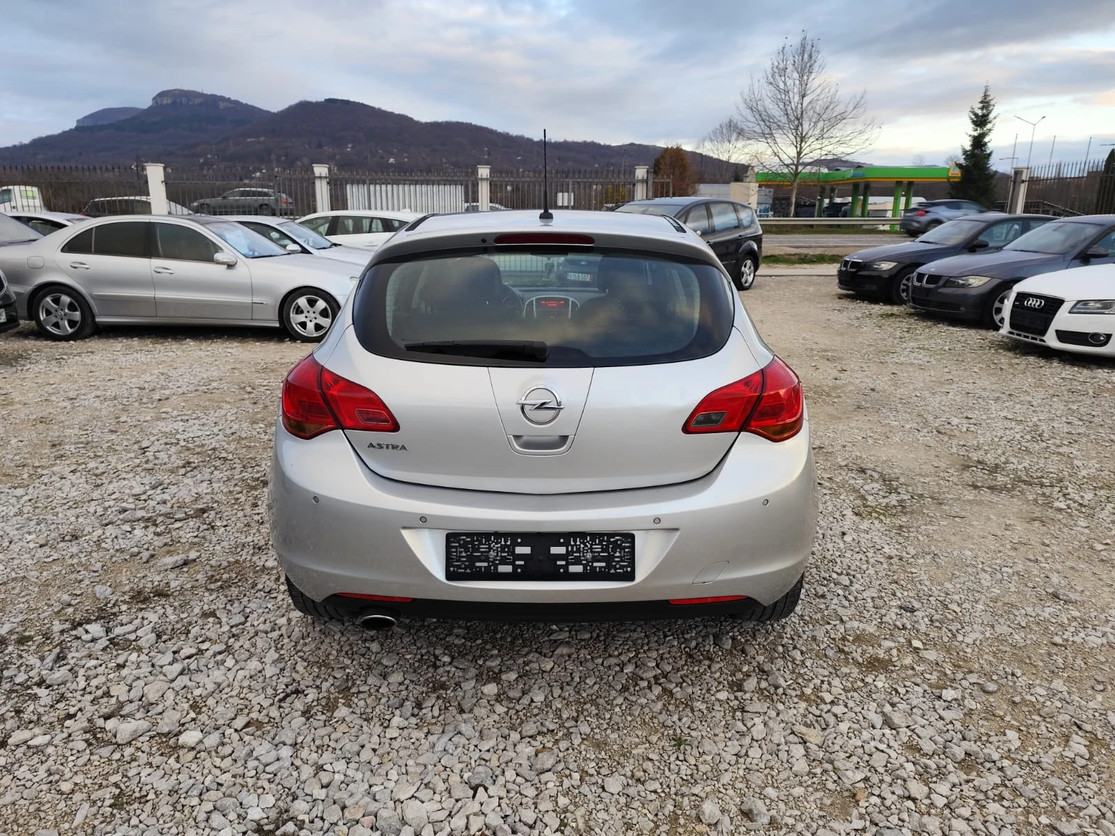 Opel Astra 1.4 бензин - изображение 6