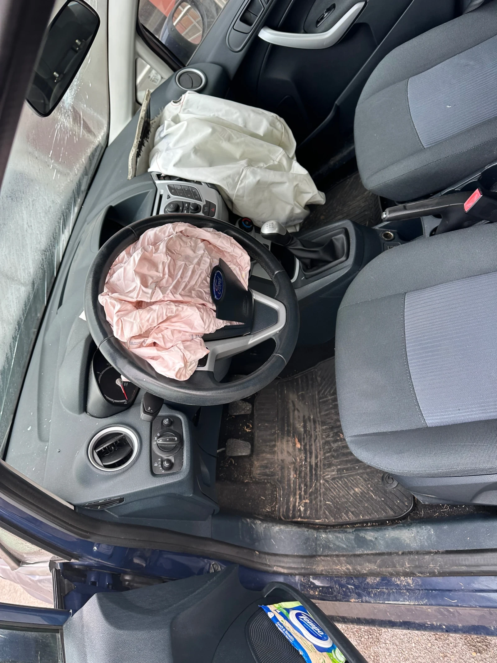 Ford Fiesta 1.25i НА ЧАСТИ - изображение 10