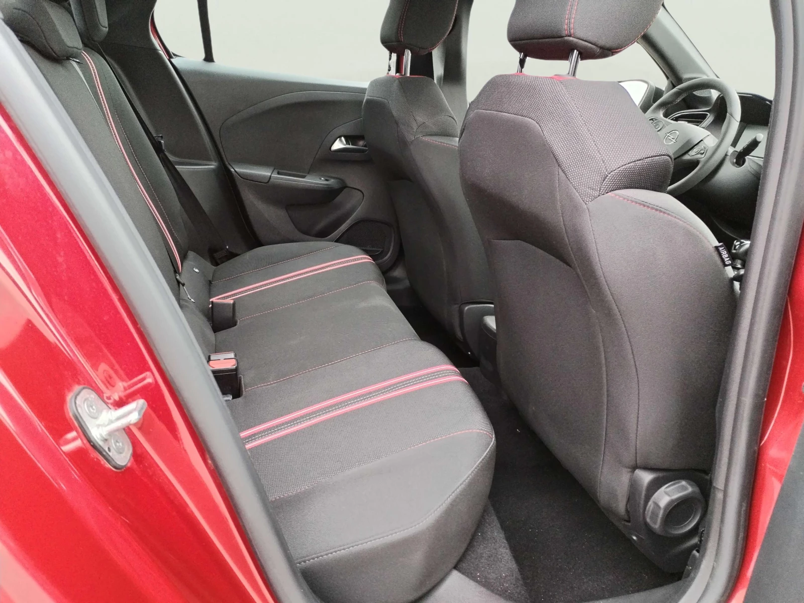 Opel Corsa 1.2 - изображение 10