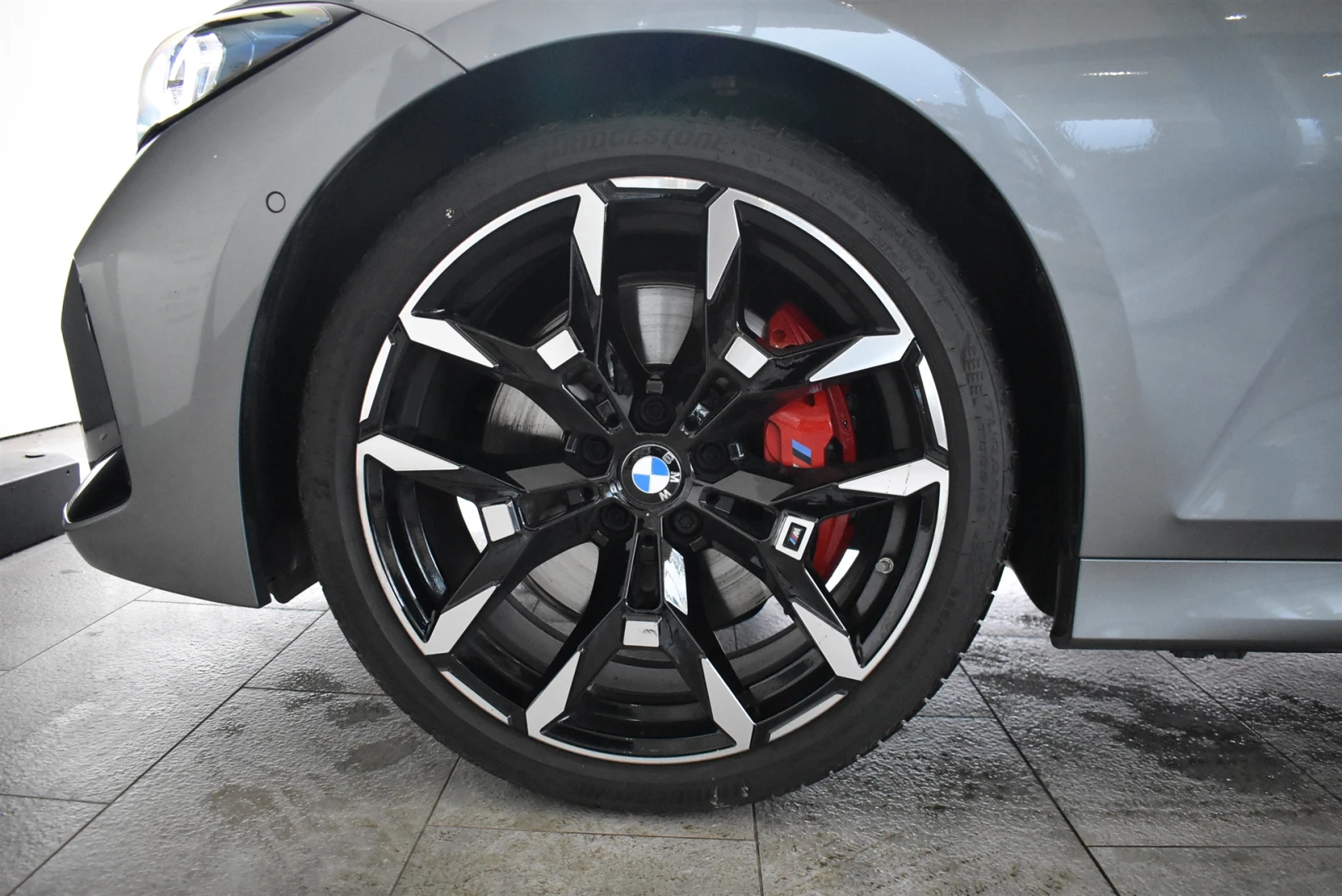 BMW 330 xDrive Touring - изображение 5