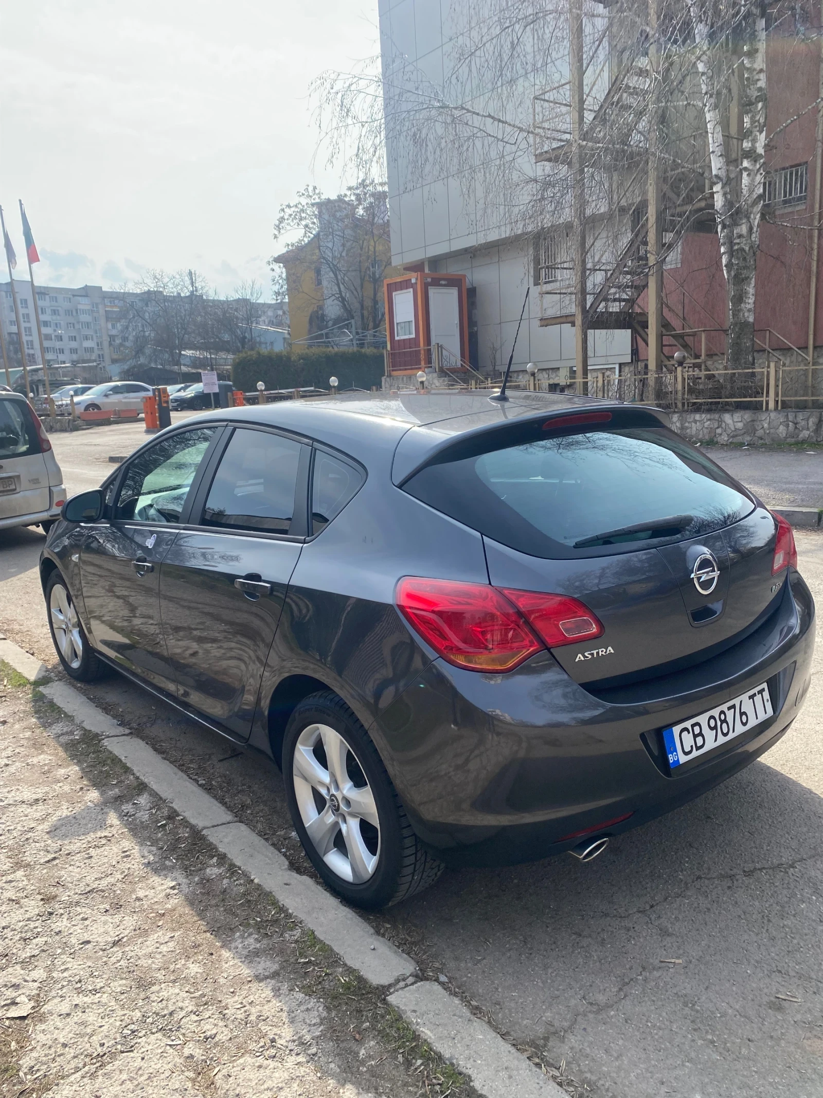 Opel Astra, снимка 5 - Автомобили и джипове - 53759128