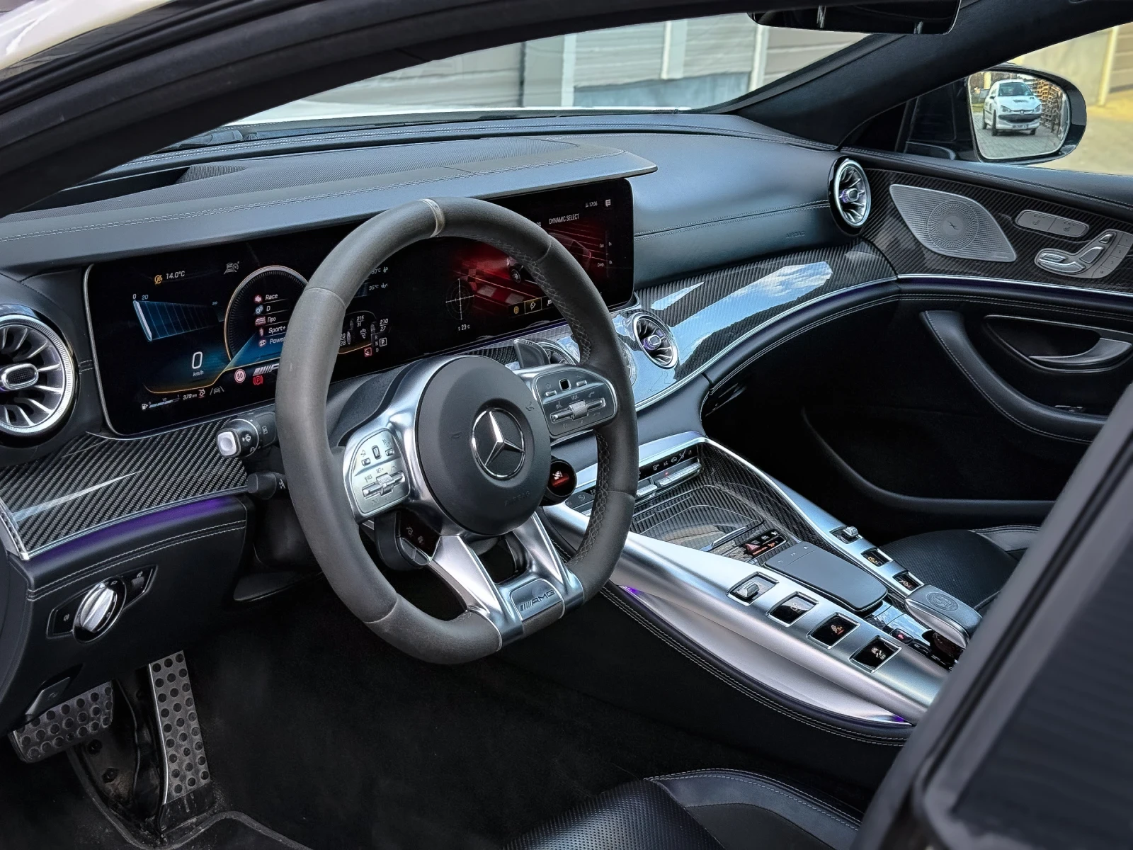 Mercedes-Benz AMG GT 63s* 3D-BURM* HEADUP* SOFT* DISTR* ЛИЗИНГ, снимка 7 - Автомобили и джипове - 53880889