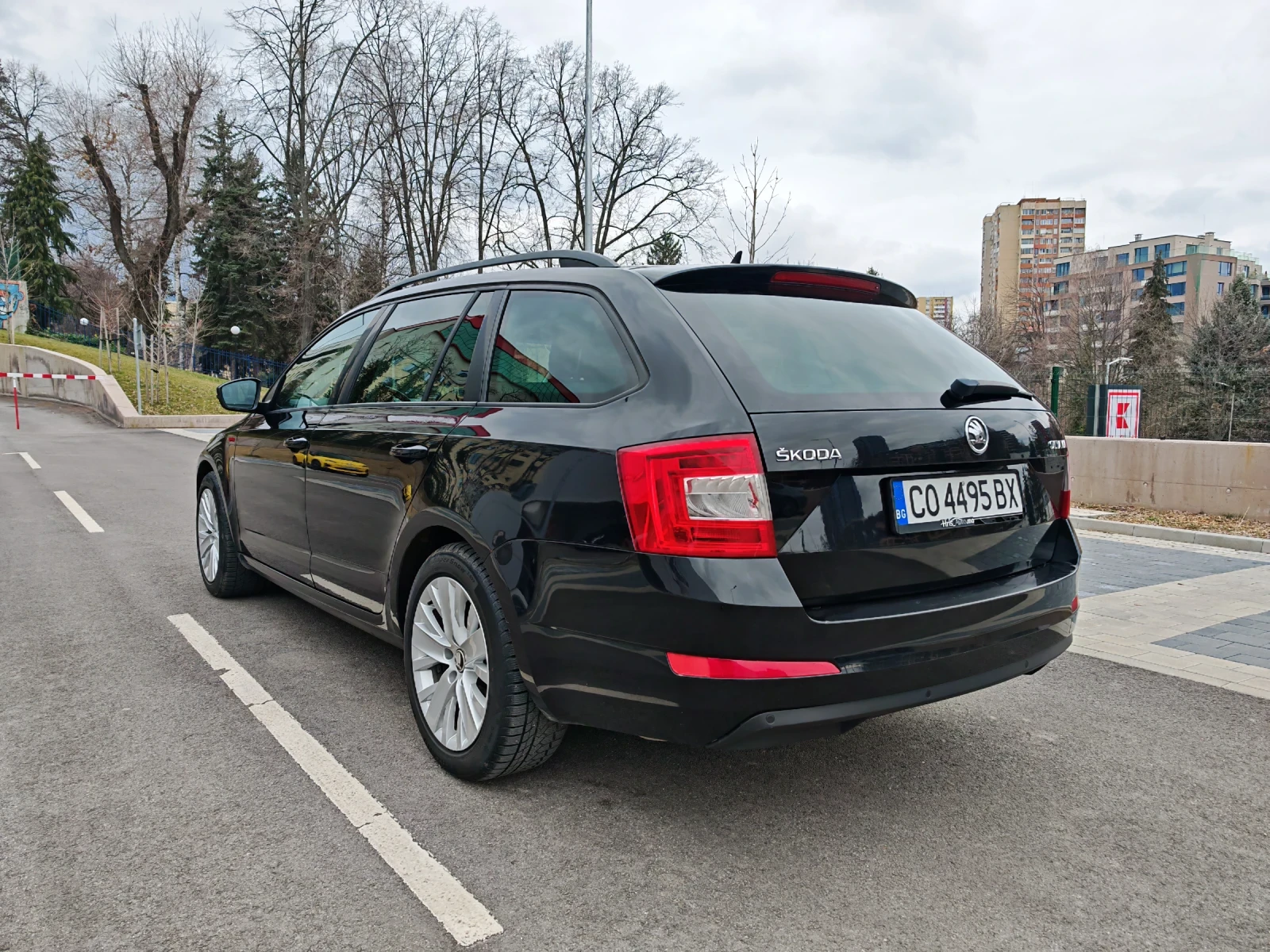 Skoda Octavia 1.8 TSI Combi, снимка 6 - Автомобили и джипове - 53923798