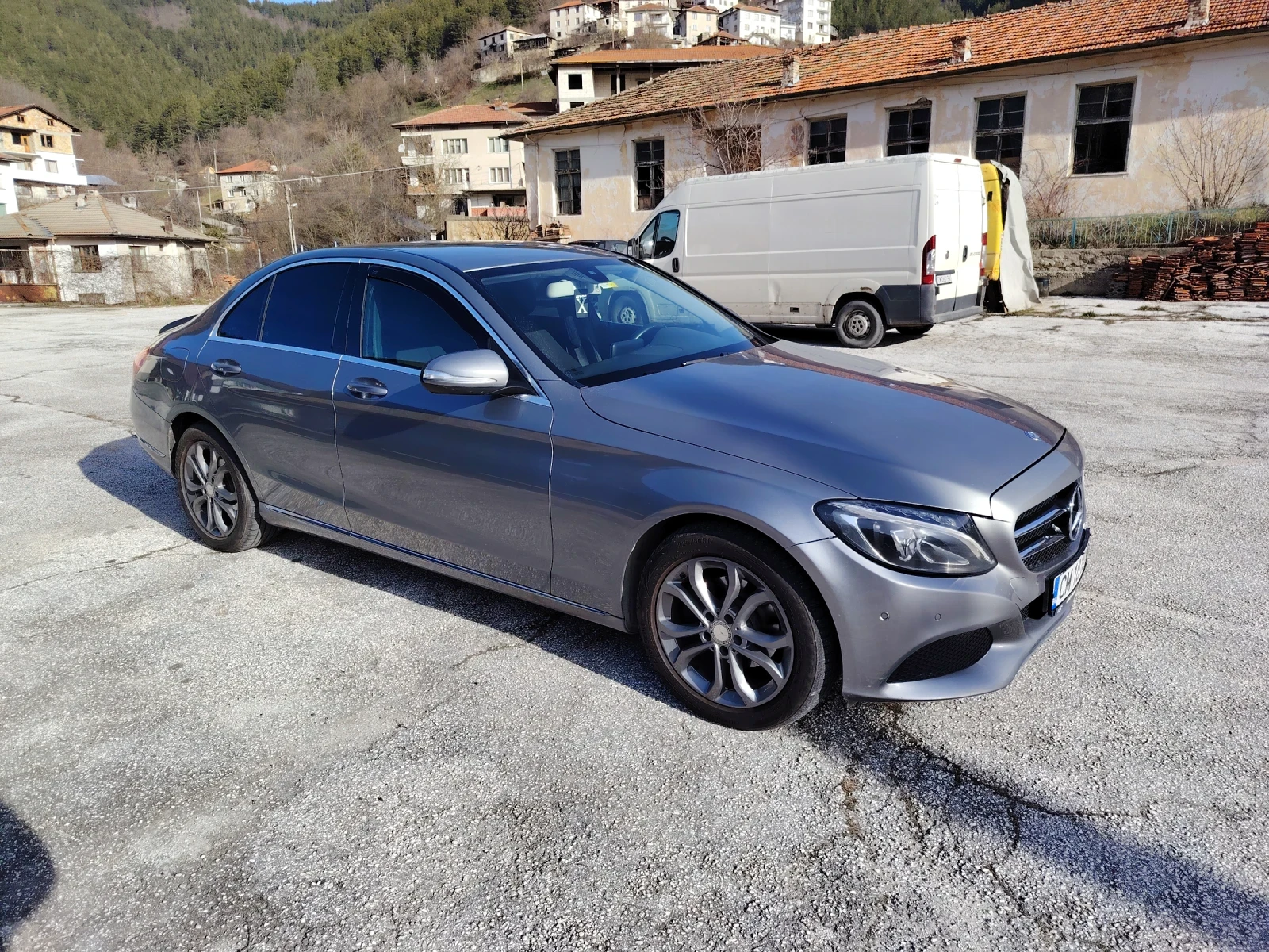 Mercedes-Benz C 180, снимка 3 - Автомобили и джипове - 54091127