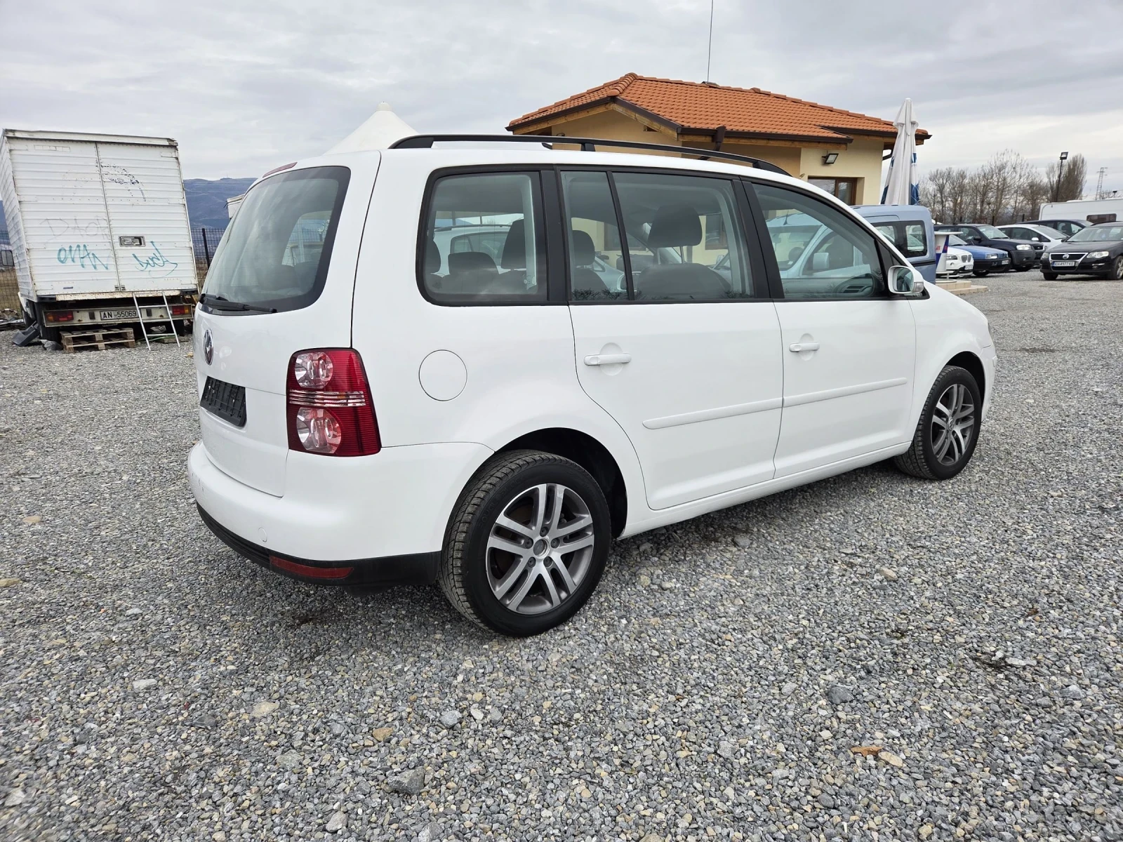 VW Touran 2.0i CNG | Mobile.bg � ����������� 5