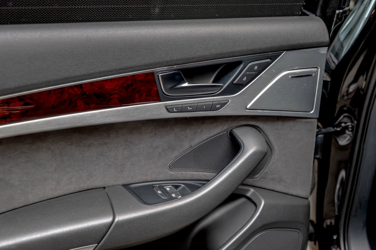 Audi A8 4.2TDI/Bose/NightVision/Камера/Обдухване/Quattro, снимка 10 - Автомобили и джипове - 54338716