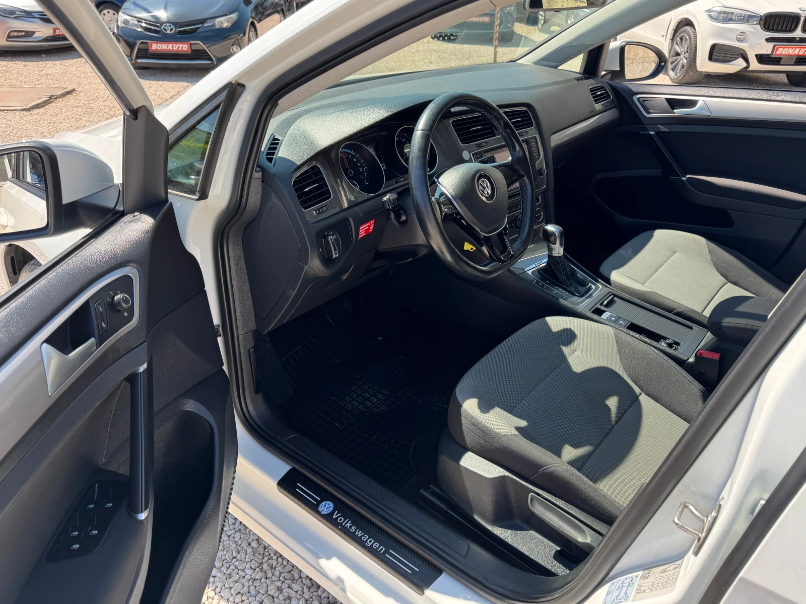 VW Golf ЕЛЕКТРО, снимка 9 - Автомобили и джипове - 54595782