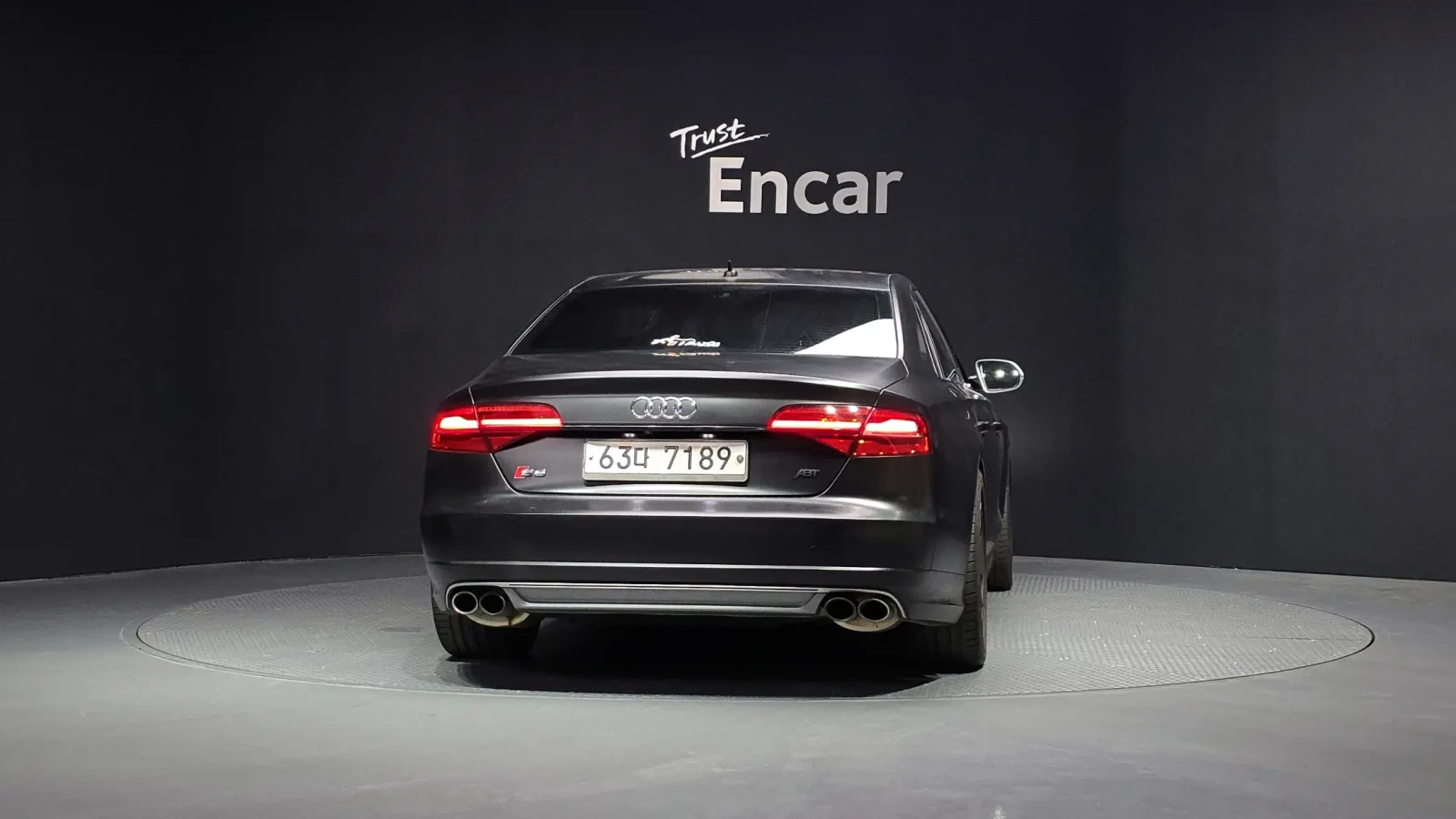 Audi S8 * FULL* MASSAGE* Carbon* , снимка 4 - Автомобили и джипове - 54766966