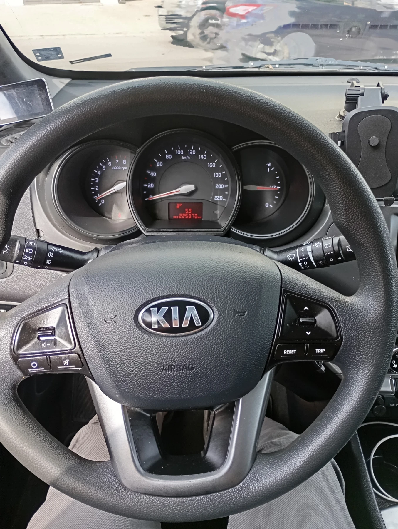 Kia Rio, снимка 6 - Автомобили и джипове - 54900963