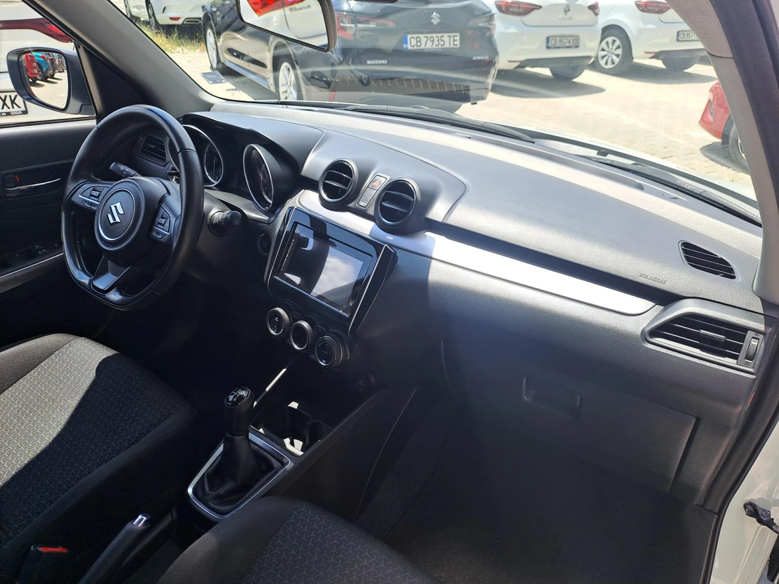 Suzuki Swift 1.2 GLX HYBRID Лятна промоция, снимка 16 - Автомобили и джипове - 54997114