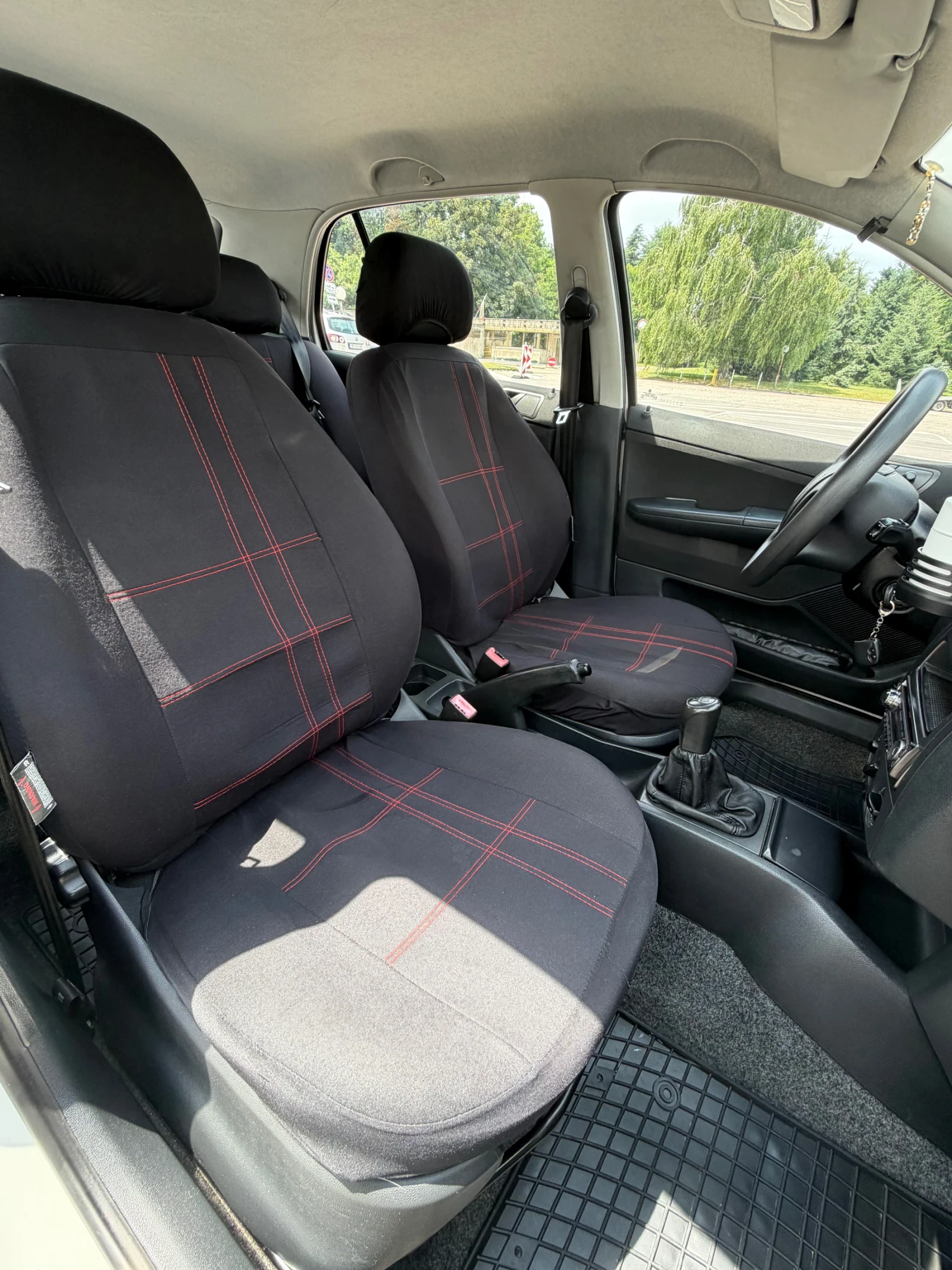 Skoda Fabia Fabia 1.9 SDI 79, 000 KM!!, снимка 7 - Автомобили и джипове - 55132505