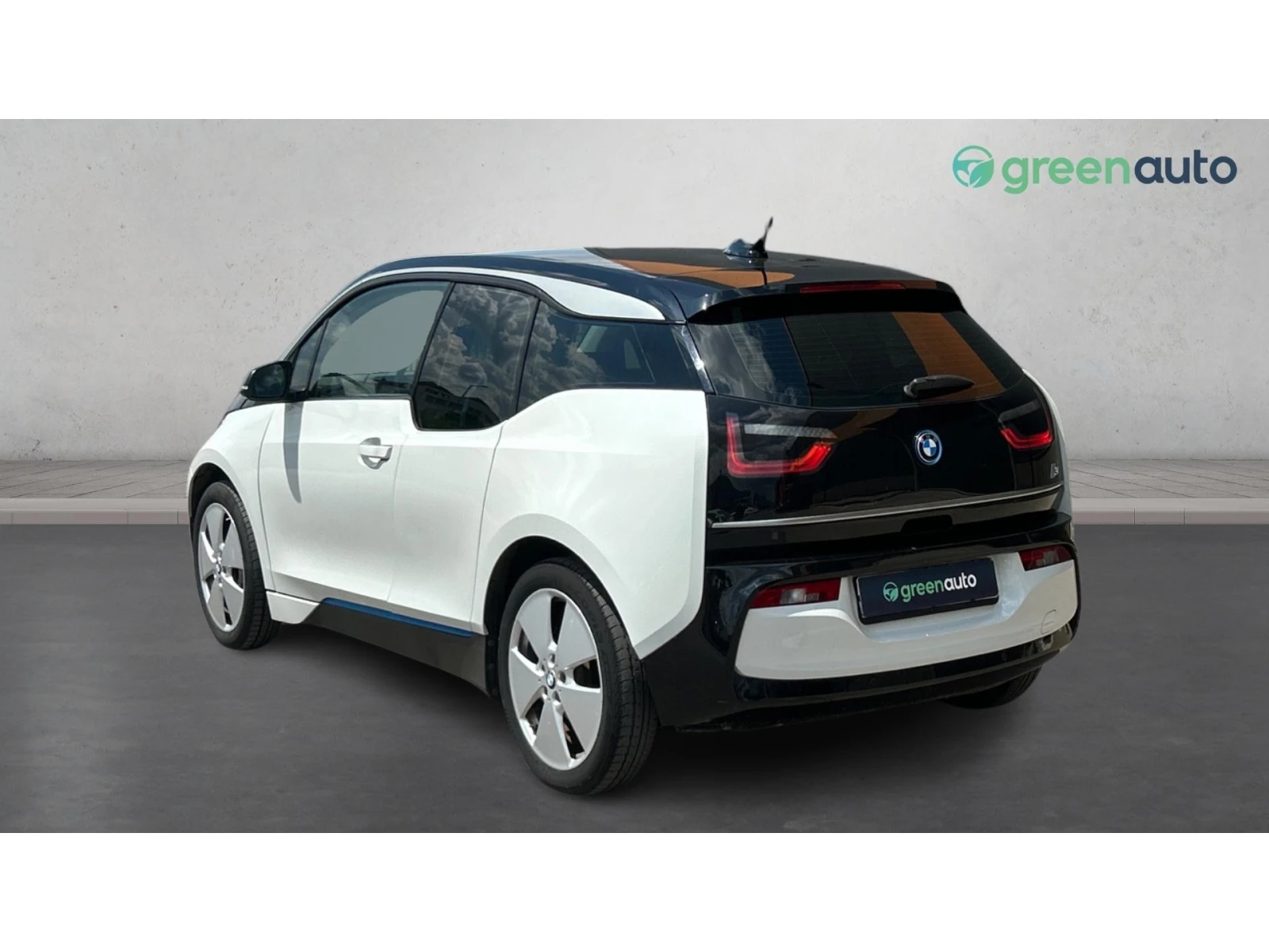 BMW i3 120 Ah Термопомпа, Месечна вноска от 222  , снимка 2 - Автомобили и джипове - 55541720