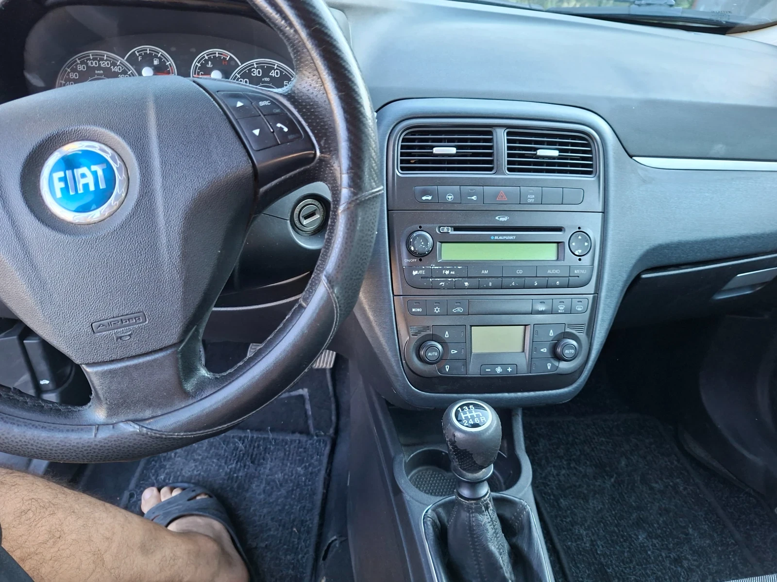Fiat Punto Grande punto , снимка 4 - Автомобили и джипове - 55565217