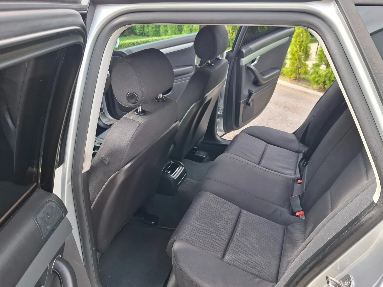 Audi A4 2.0TDI/Клима/BKD, снимка 10 - Автомобили и джипове - 56224055
