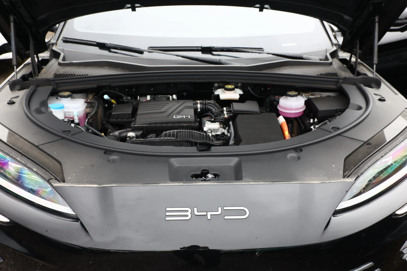 BYD Seal U DMi Comfort, снимка 10 - Автомобили и джипове - 56665739