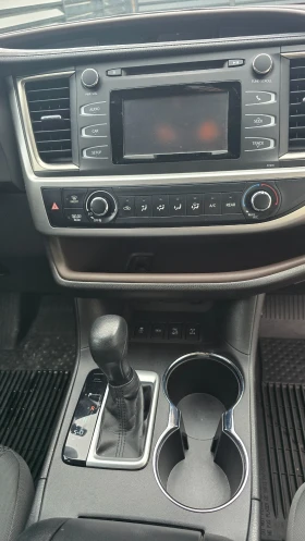 Toyota Highlander 3.5 Бензин- газ , снимка 11
