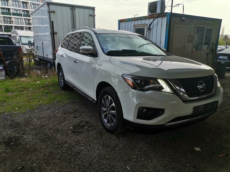 Nissan Pathfinder facelift 3.5 V6 (284 Hp) 4WD регистриран, снимка 2 - Автомобили и джипове - 45655581