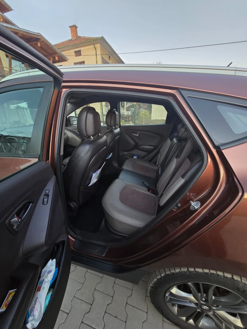 Hyundai IX35, снимка 3 - Автомобили и джипове - 48521979