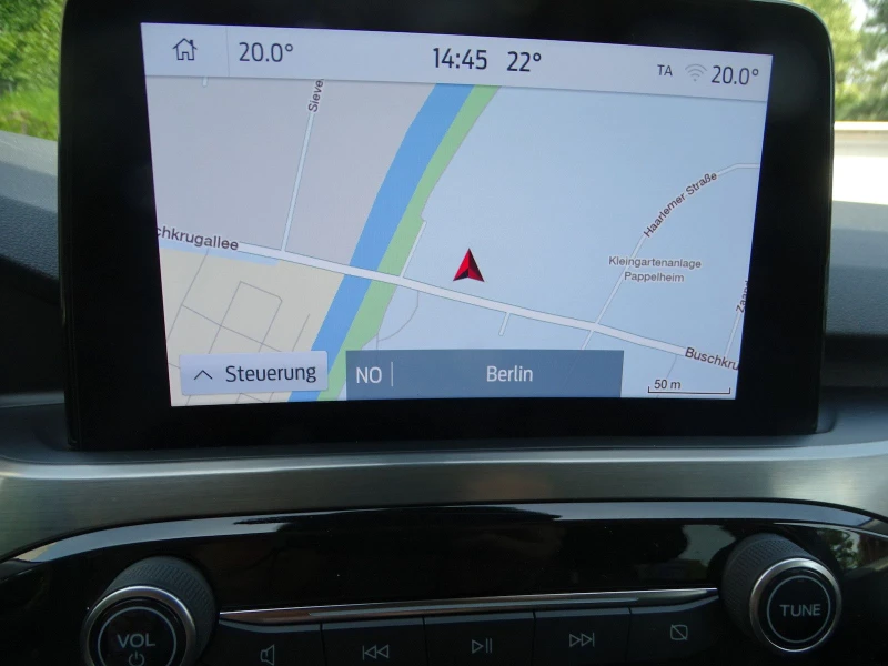 Ford Kuga 2.5/PHEV/224HP/TITANIUM/LANE-ASSIST/NAVI/LED/201f, снимка 12 - Автомобили и джипове - 50714170