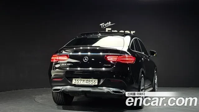 Mercedes-Benz GLC 350, снимка 4 - Автомобили и джипове - 53965363
